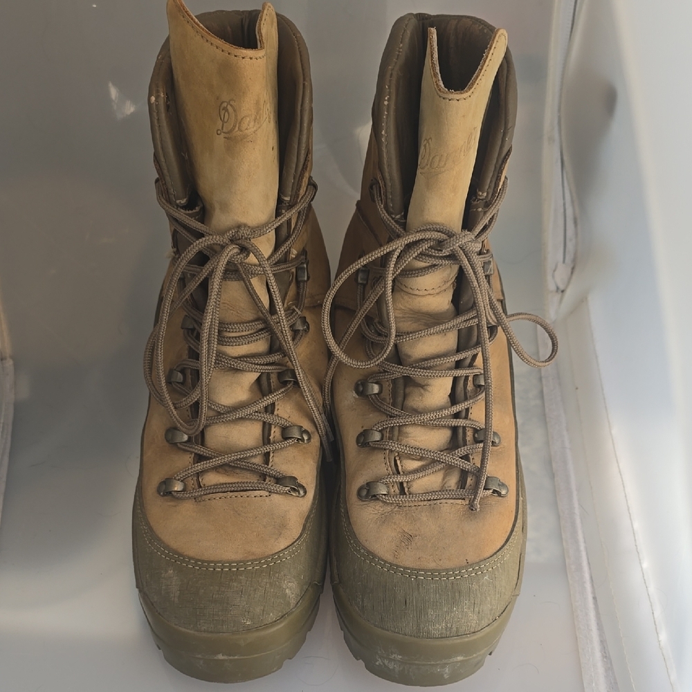 Danner Tan and Olive Men's Boots - Picture 3 of 4